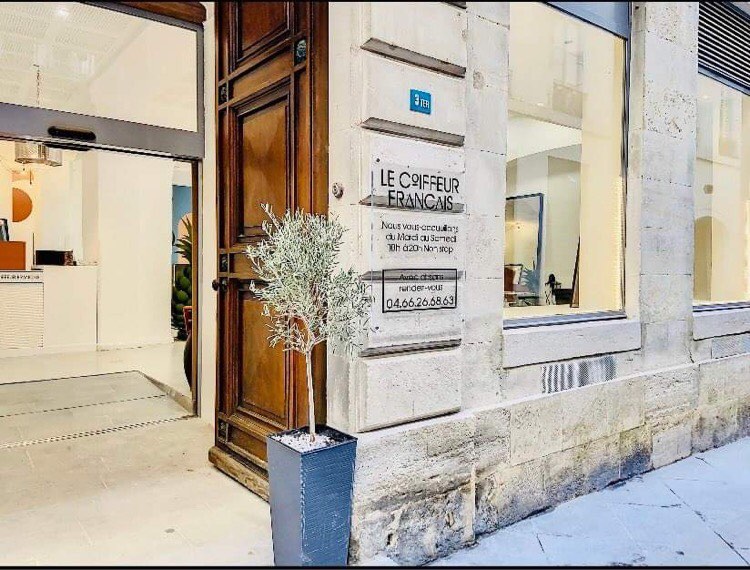 Coiffeur Nimes : Le Coiffeur Français situé au 3 ter Rue de la violette 30000 Nimes